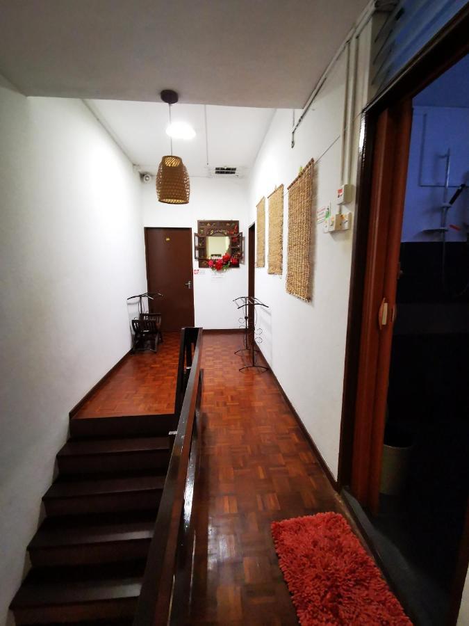 Dou Houz Gurney Hotel จอร์จทาวน์ ภายนอก รูปภาพ