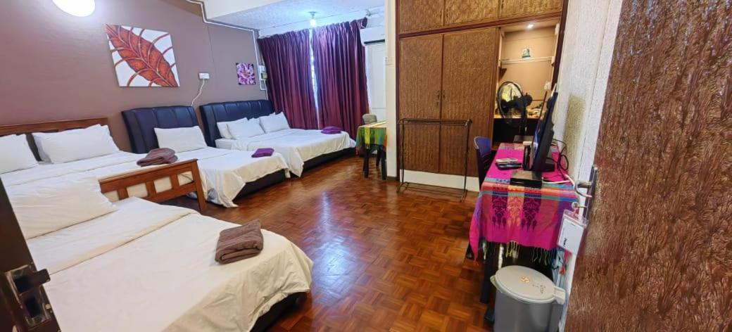 Dou Houz Gurney Hotel จอร์จทาวน์ ภายนอก รูปภาพ